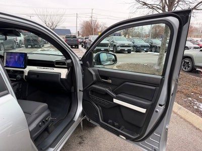 2024 Toyota Tacoma 4WD SR5