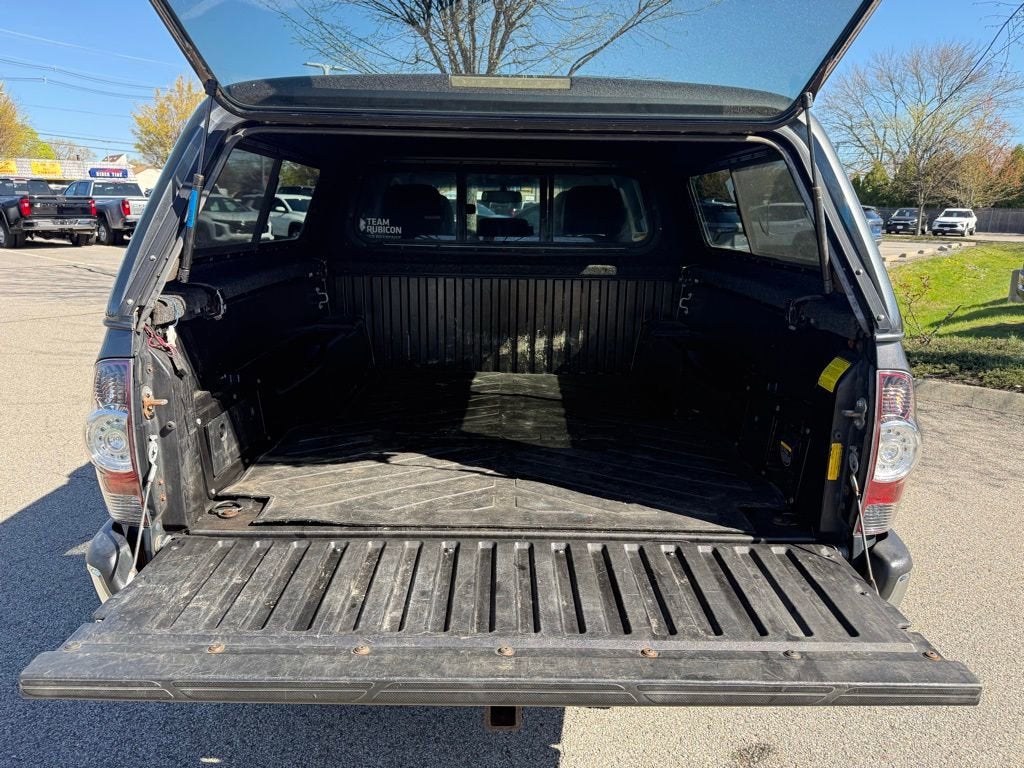 2013 Toyota Tacoma 4WD Double Cab Short Bed V6 Manual (Natl)