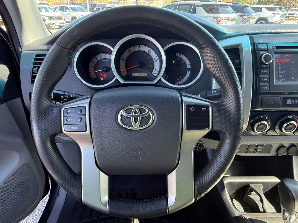 2013 Toyota Tacoma 4WD Double Cab Short Bed V6 Manual (Natl)