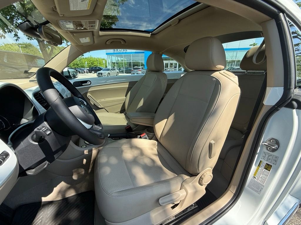 2016 Volkswagen Beetle 1.8T SE