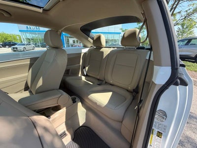 2016 Volkswagen Beetle 1.8T SE