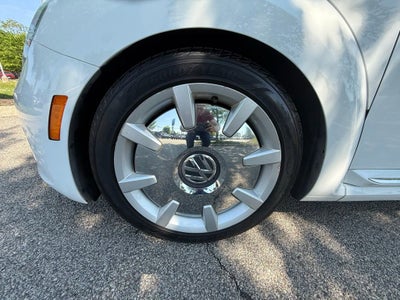 2016 Volkswagen Beetle 1.8T SE