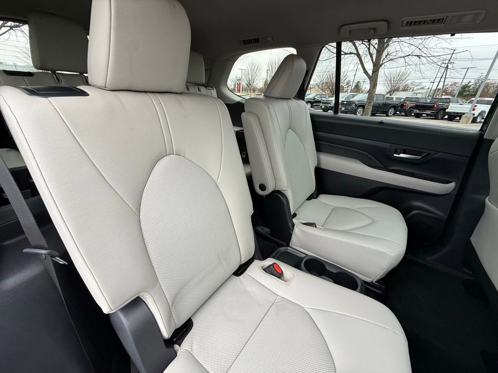 2024 Toyota Grand Highlander XLE