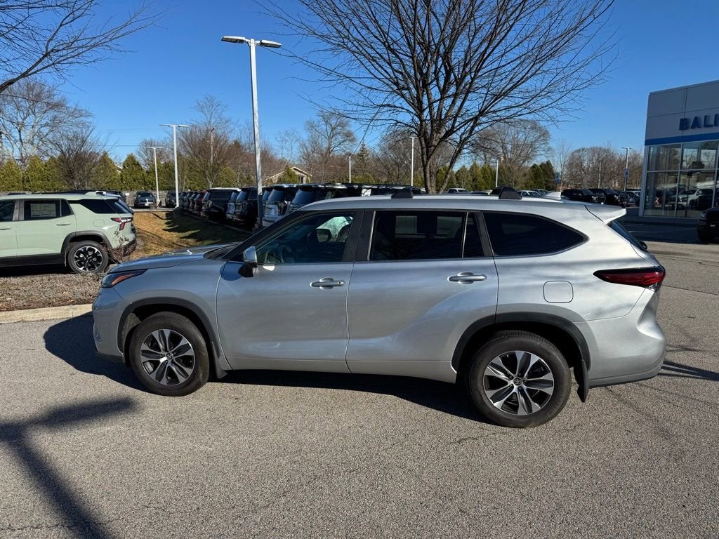 2023 Toyota Highlander L