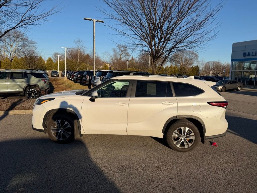 2023 Toyota Highlander L