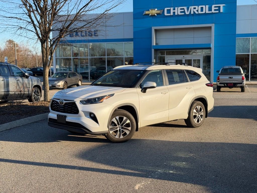 2023 Toyota Highlander L