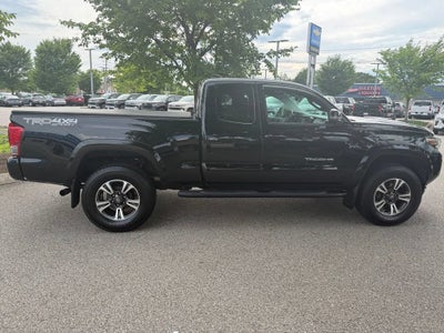 2017 Toyota Tacoma SR5