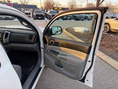 2014 Toyota Tacoma 2WD Access Cab Standard Bed I4 Manual (Natl)