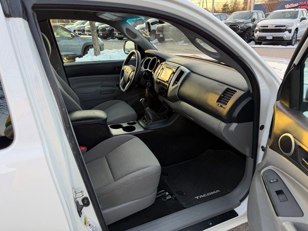 2014 Toyota Tacoma 2WD Access Cab Standard Bed I4 Manual (Natl)