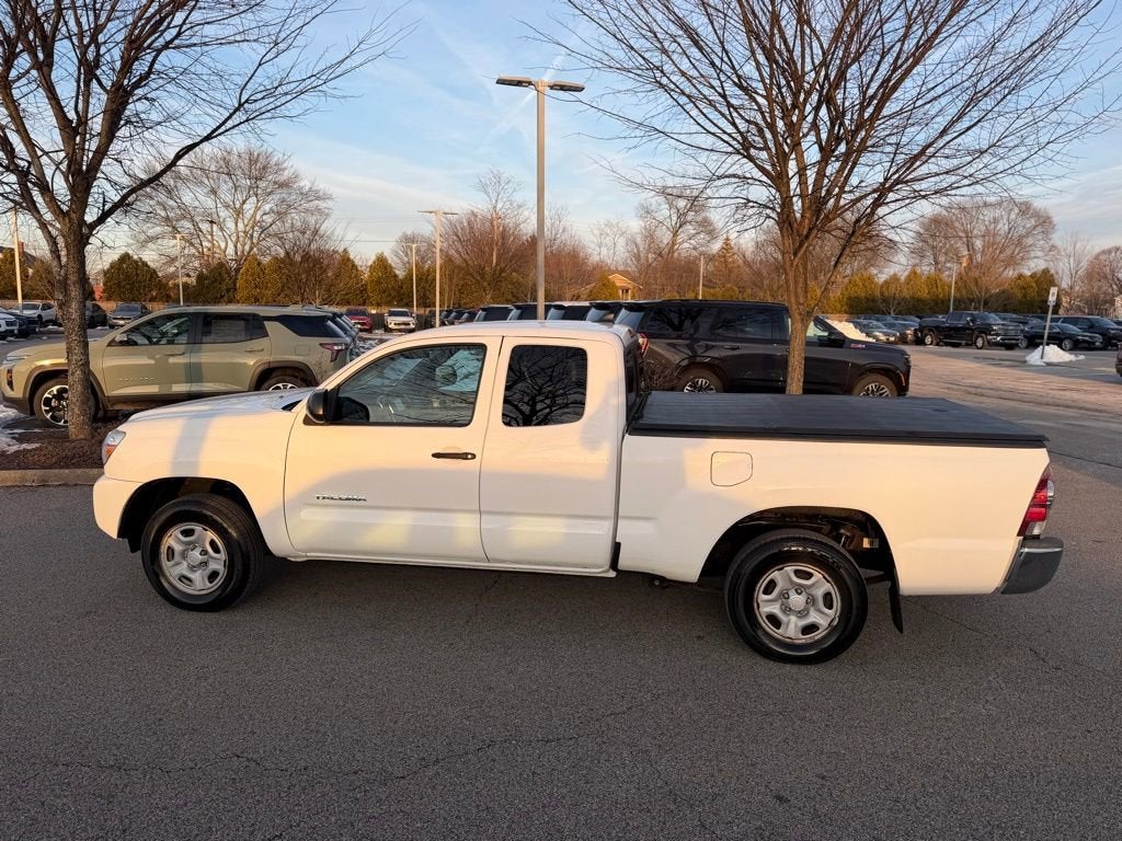 2014 Toyota Tacoma 2WD Access Cab Standard Bed I4 Manual (Natl)