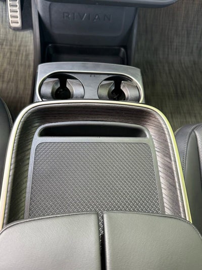 2023 RIVIAN R1S Adventure