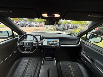 2023 RIVIAN R1S Adventure