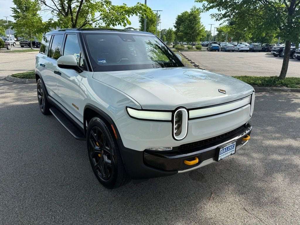 2023 RIVIAN R1S Adventure