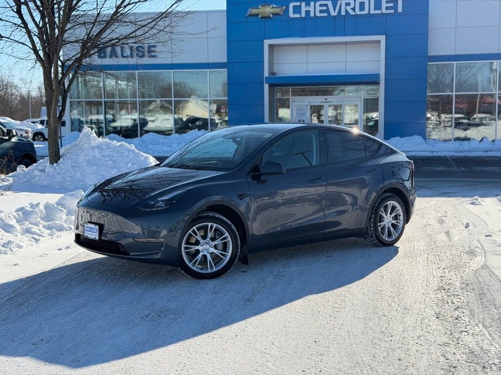 2023 Tesla Model Y Long Range