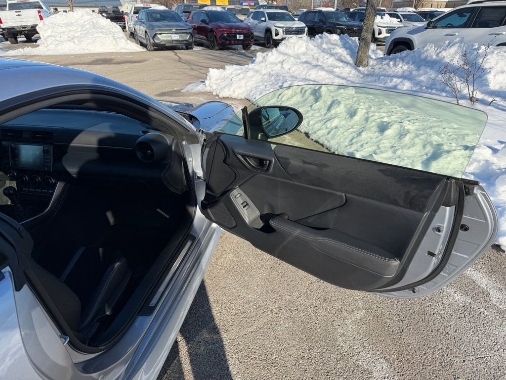 2025 Toyota GR86 Premium