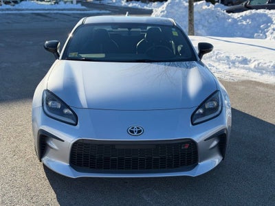 2025 Toyota GR86 Premium