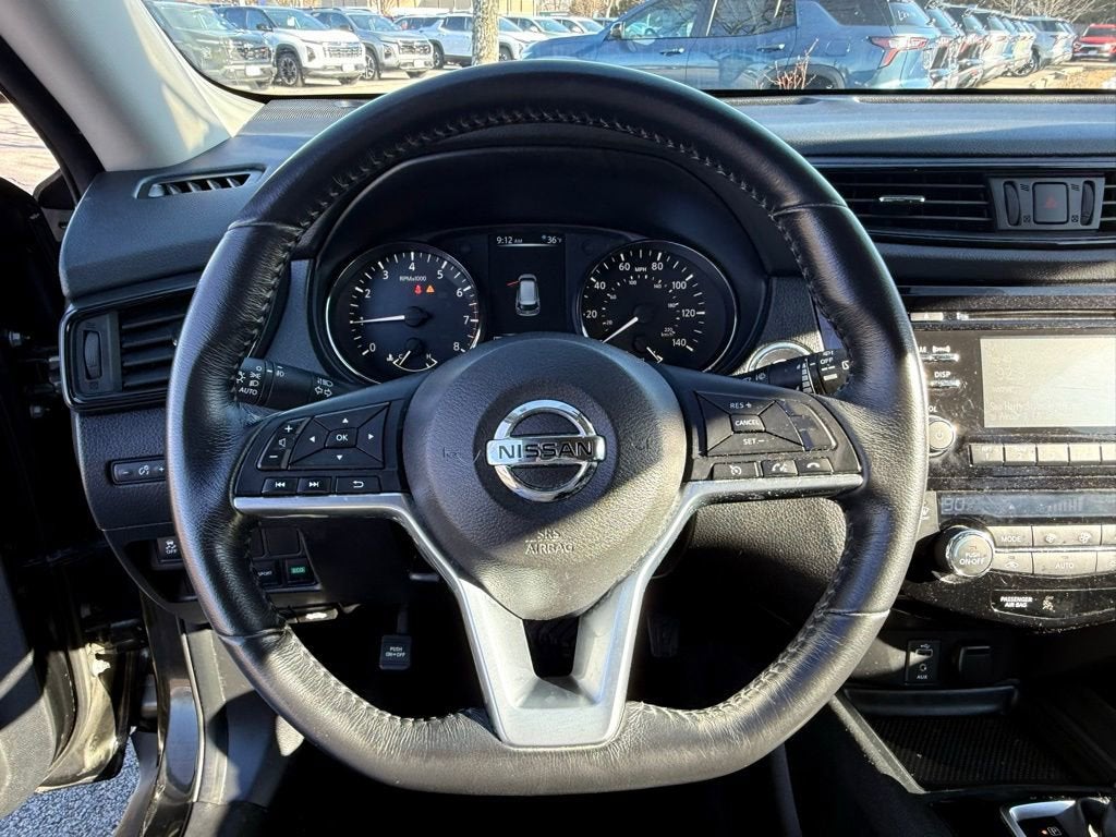 2017 Nissan Rogue SV
