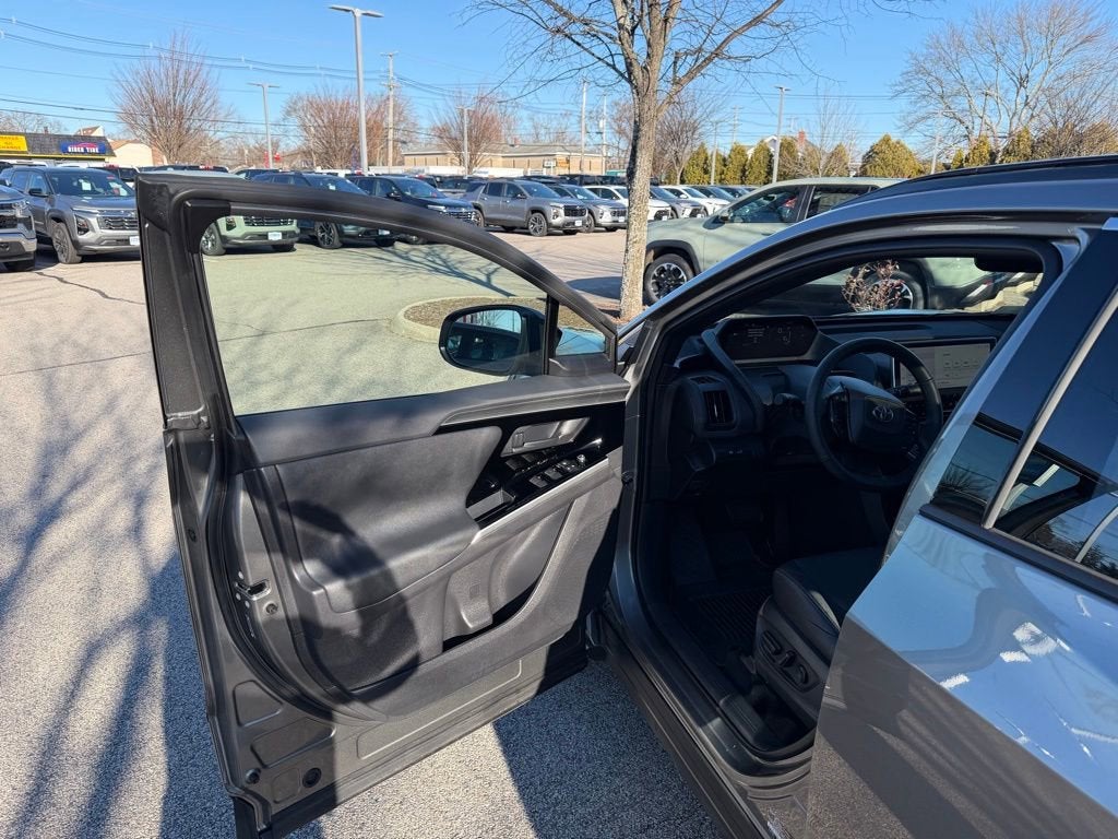 2025 Toyota bZ4X XLE