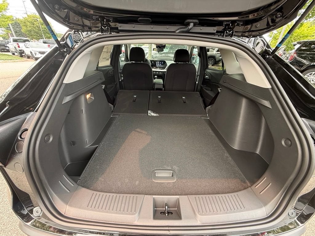 2026 Chevrolet Trax LS - Photo 28