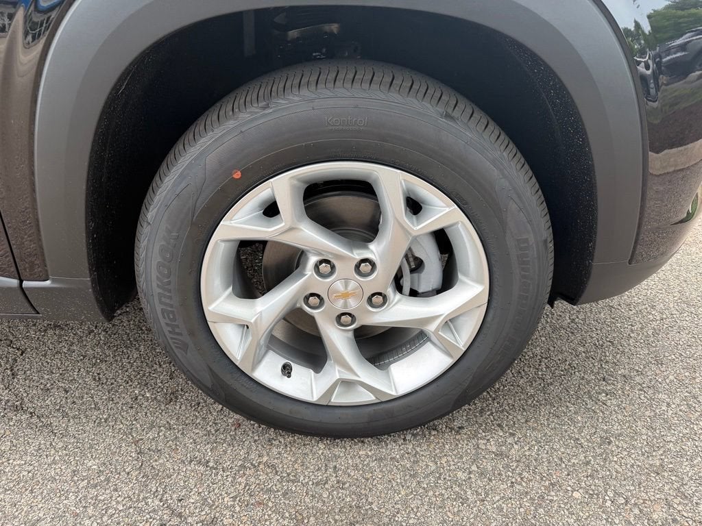 2026 Chevrolet Trax LS - Photo 32