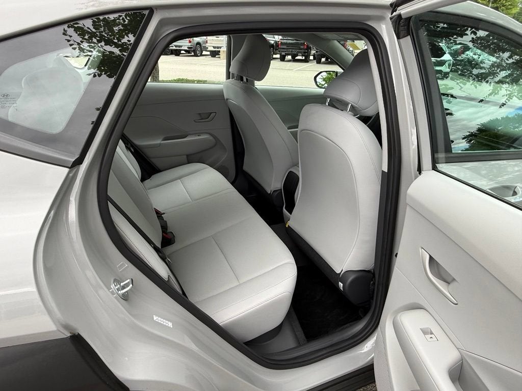 2024 Hyundai Kona SE