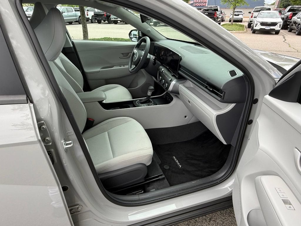 2024 Hyundai Kona SE