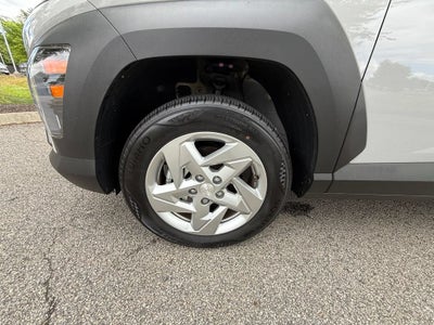 2024 Hyundai Kona SE