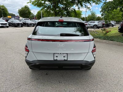 2024 Hyundai Kona SE