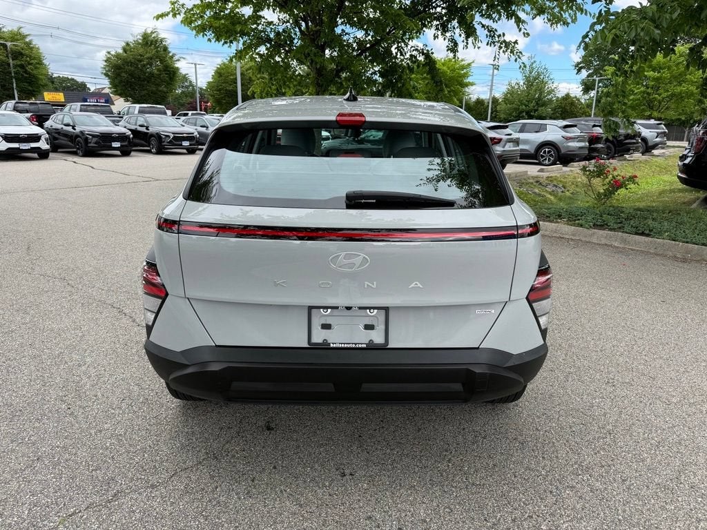 2024 Hyundai Kona SE