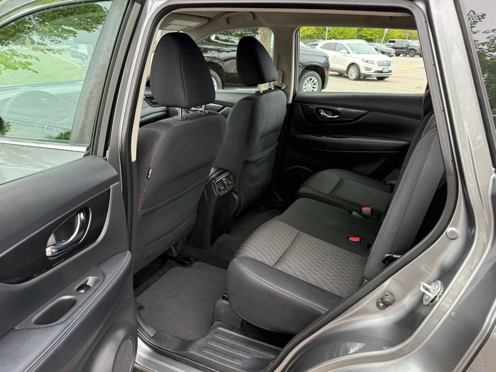 2018 Nissan Rogue S