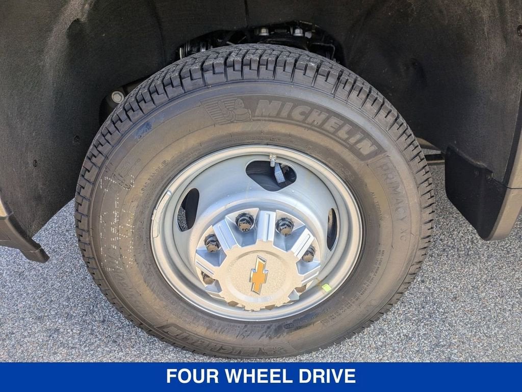 2025 Chevrolet Silverado 3500 HD Chassis Cab Work Truck