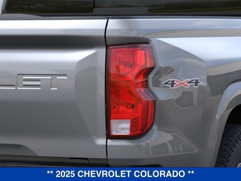 2025 Chevrolet Colorado WT/LT