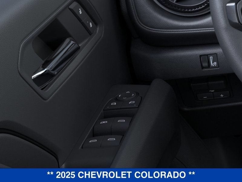 2025 Chevrolet Colorado WT/LT