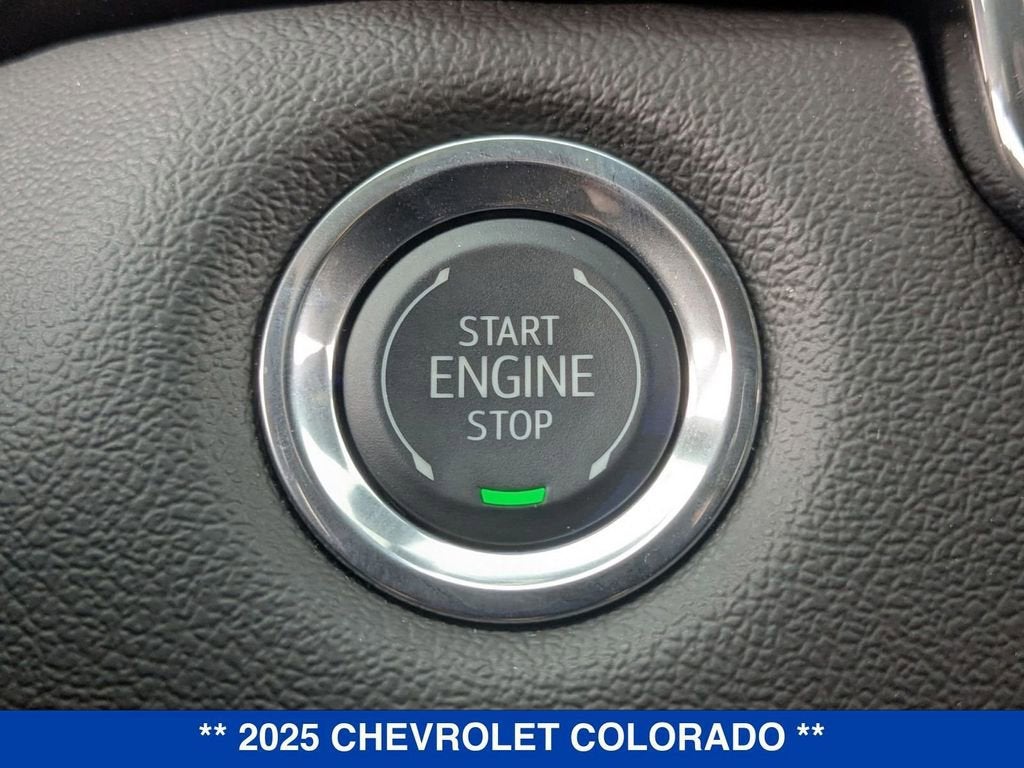 2025 Chevrolet Colorado WT/LT