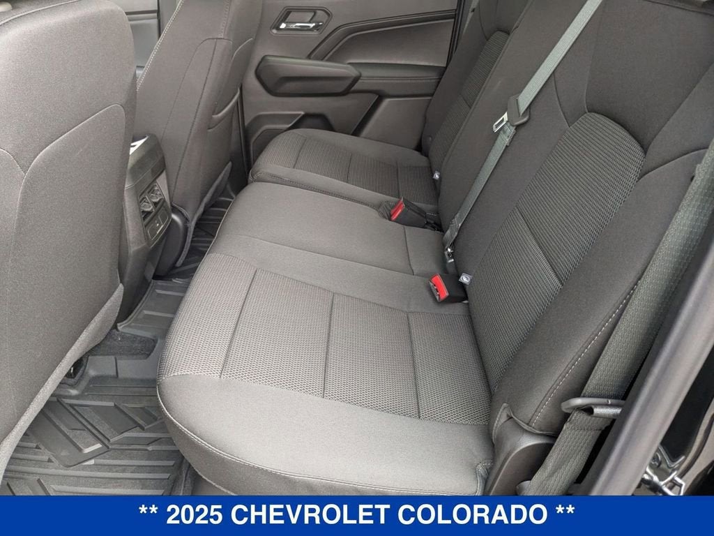 2025 Chevrolet Colorado WT/LT