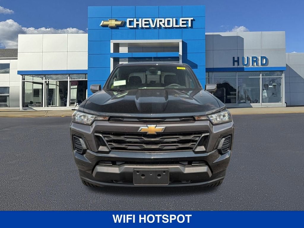 2025 Chevrolet Colorado WT/LT