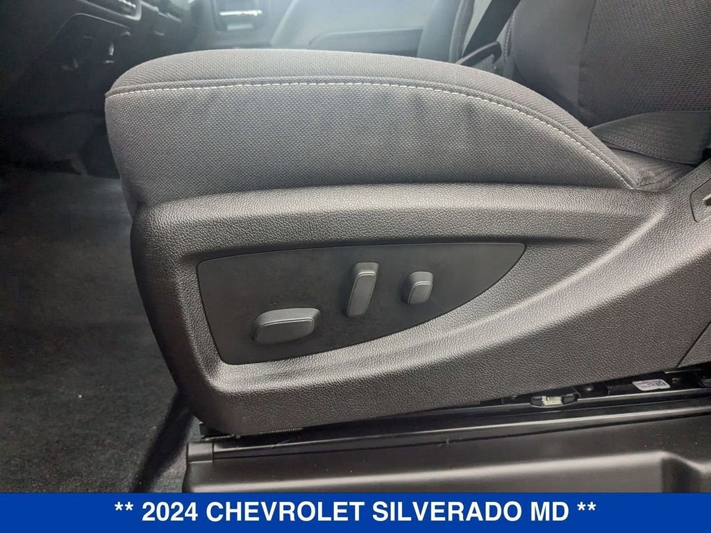 2024 Chevrolet Silverado 5500 HD Work Truck