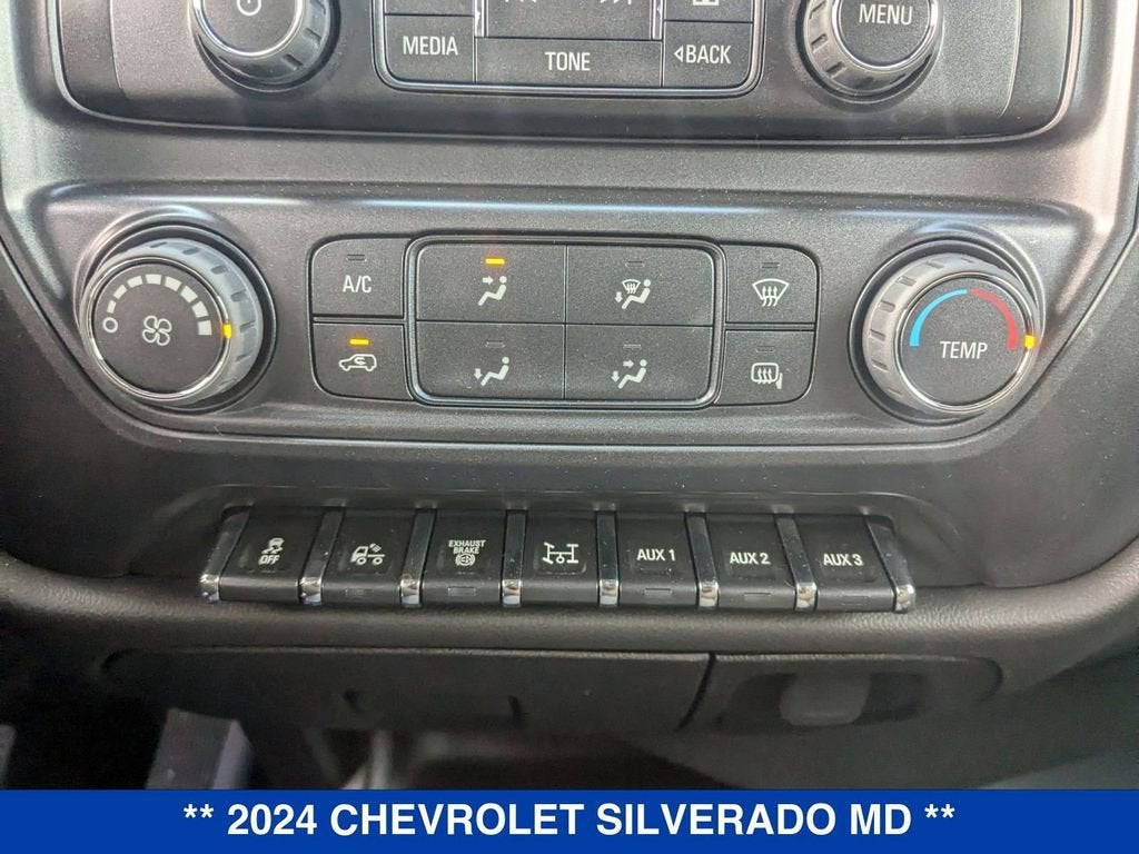 2024 Chevrolet Silverado 5500 HD Work Truck