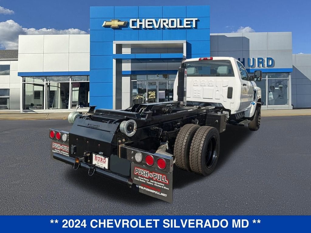 2024 Chevrolet Silverado 6500 HD Work Truck