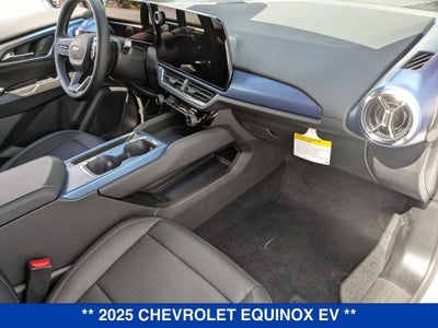 2025 Chevrolet Equinox EV LT