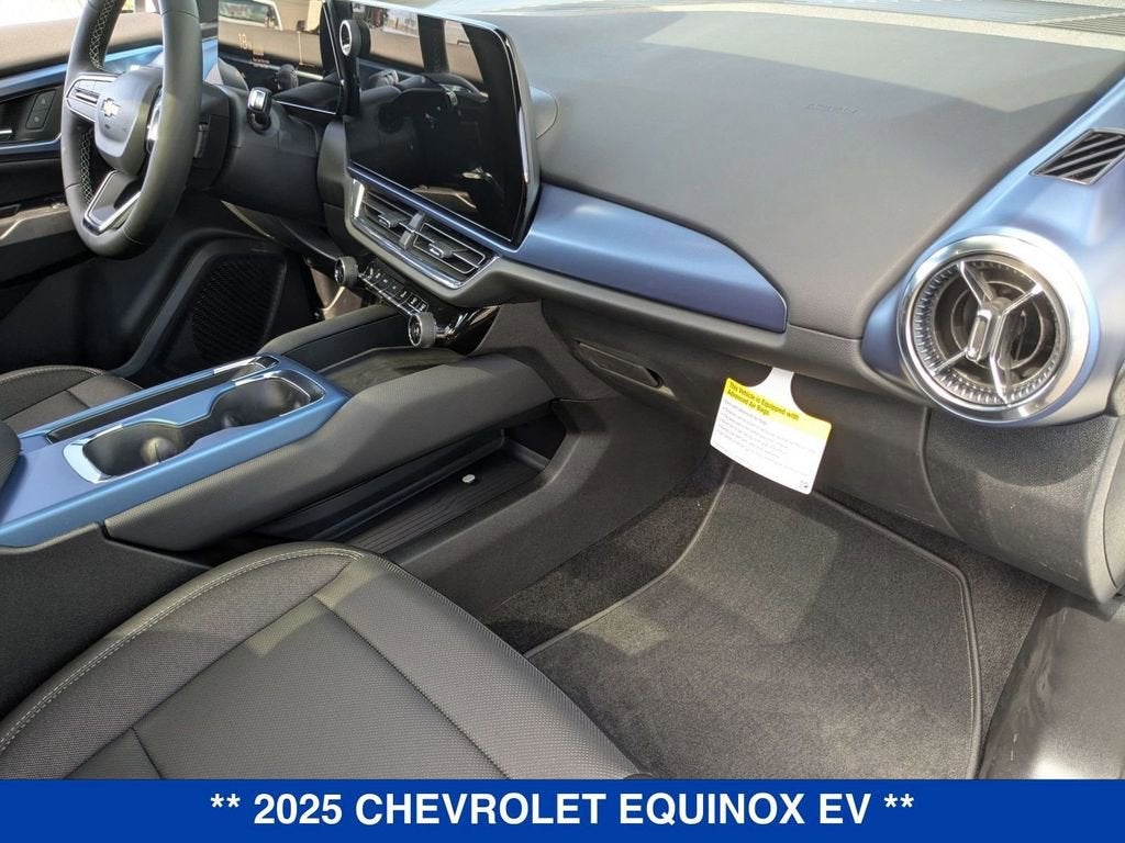 2025 Chevrolet Equinox EV LT