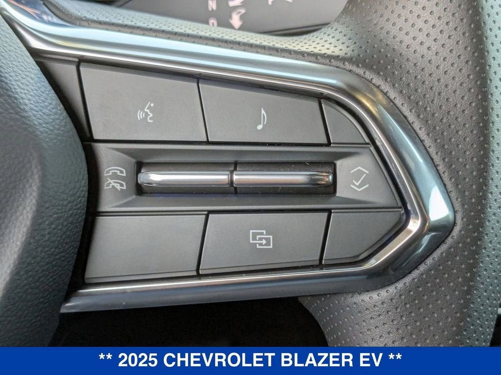 2025 Chevrolet Blazer EV LT