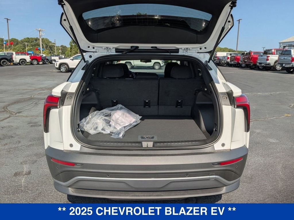 2025 Chevrolet Blazer EV LT