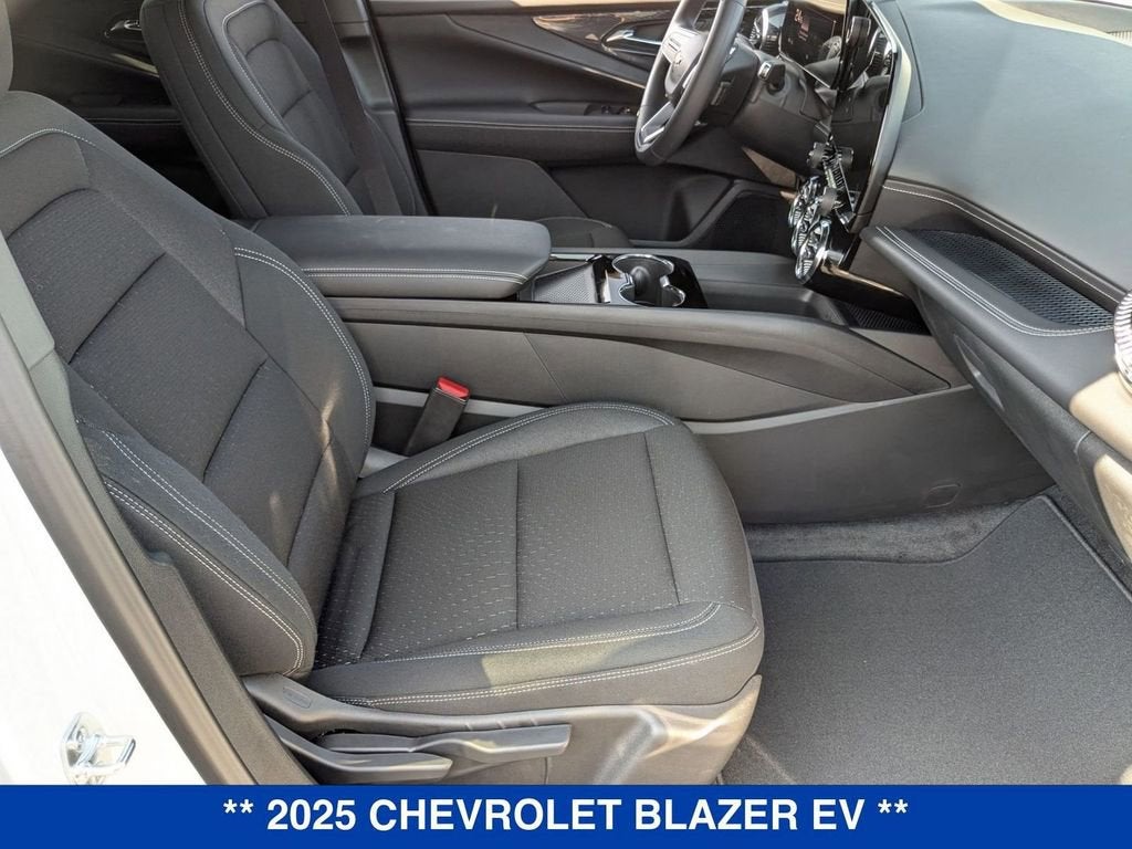 2025 Chevrolet Blazer EV LT