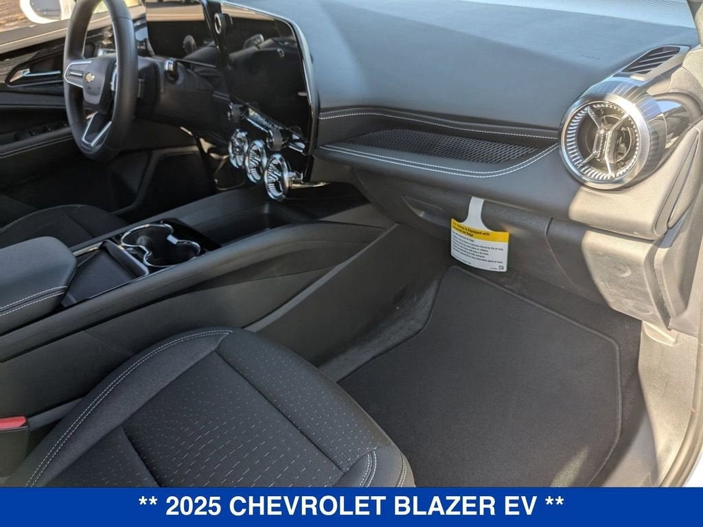 2025 Chevrolet Blazer EV LT